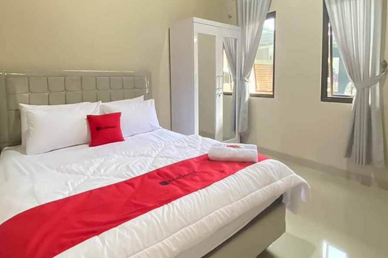 Reddoorz Syariah Near Hajimena Lampung Hotel Bandar Lampung Eksteriør billede