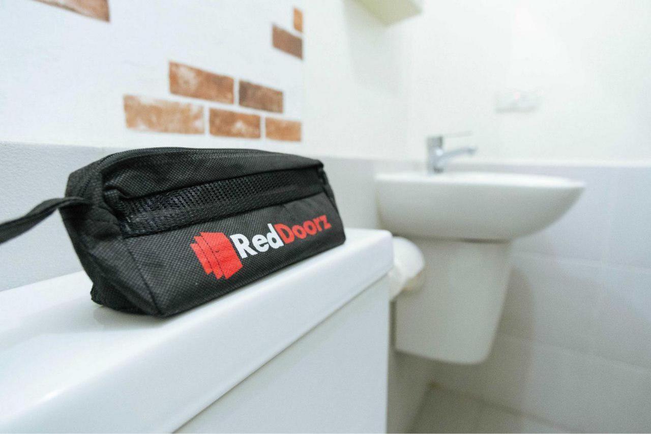 Reddoorz Syariah Near Hajimena Lampung Hotel Bandar Lampung Eksteriør billede